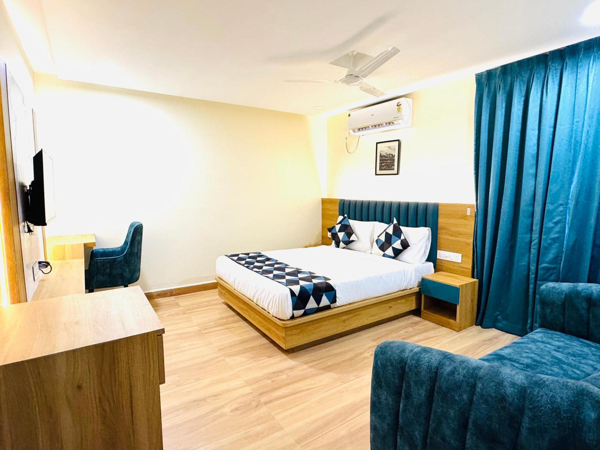 White Ridge Premium Hotel 海得拉巴 外观 照片